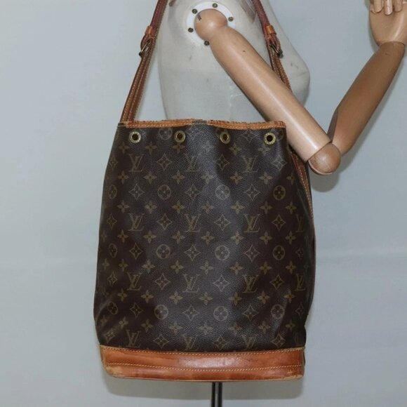 LOUIS VUITTON Monogram Noe Shoulder Bag LV Auth - Picture 15 of 16